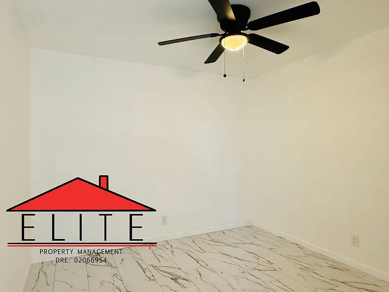 247 Peg St — Photo 8