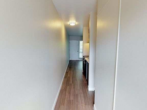 3rd image of 1100 Queen Anne Ave N #0B-1Ba-355Sqft