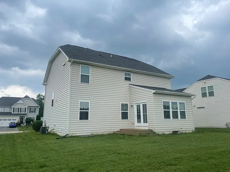 2410 Walthall Ct — Photo 37