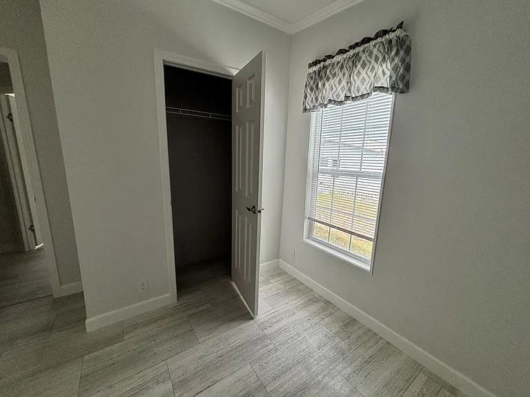 28 Nyborg Ave #28 — Photo 15