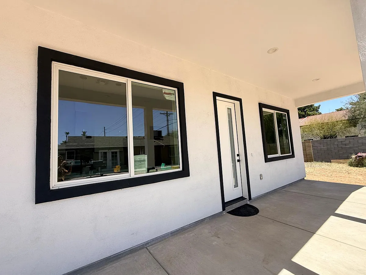 Building Photo - 7104 W Weldon Ave
