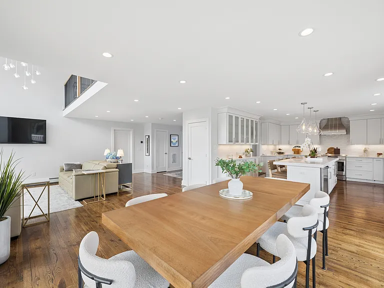 3 Upland Dr — Photo 12
