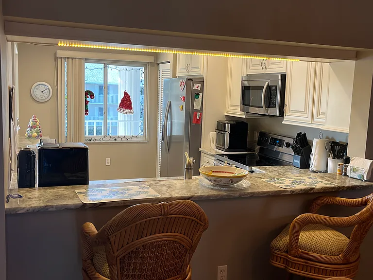 Breakfast bar.