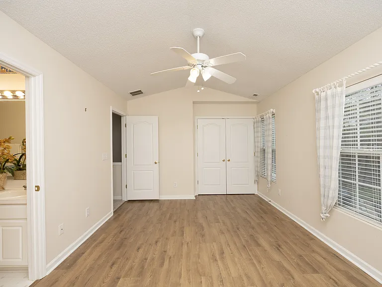 327 Orchard Park Dr — Photo 24