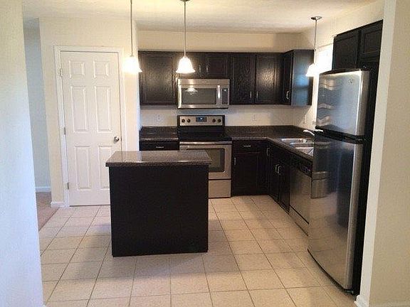 3rd image of 6869 Woodcreeper Dr