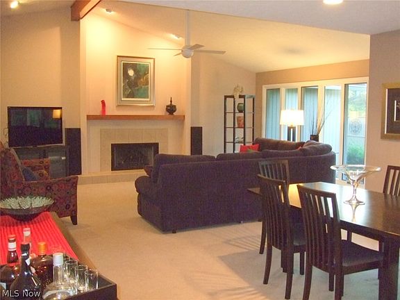 3rd image of 21400 Briar Bush Ln