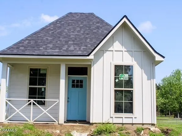 704 W Willow St, Lafayette, LA 70501