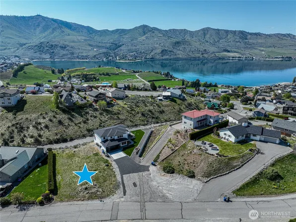 212 Stehekin Way, Chelan, WA 98816