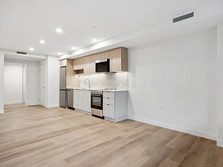 3572 Glen Dr — Photo 63
