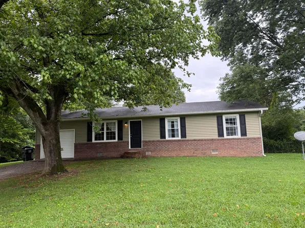 9922 Runyan Hills Ln, Ooltewah, TN 37363