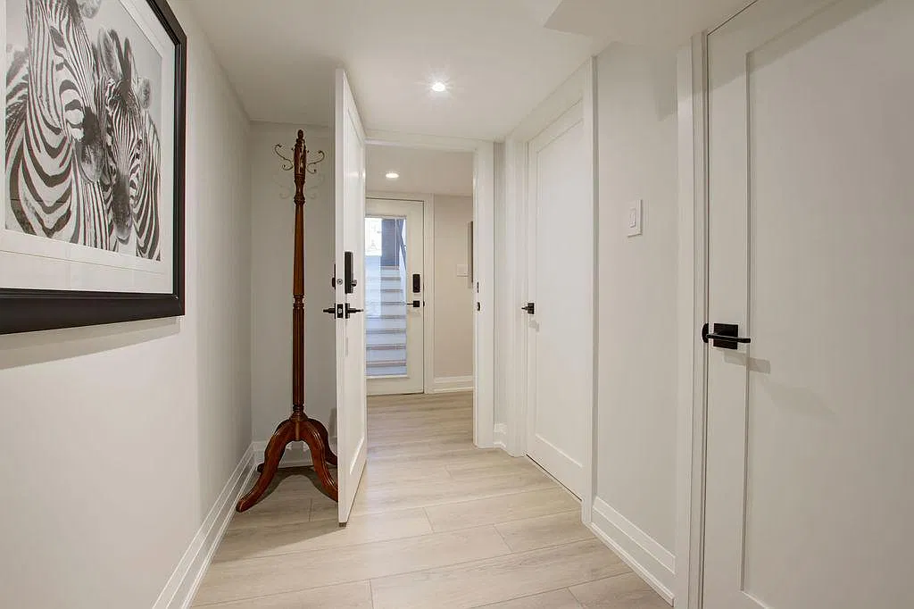 1 bed, 950 sqft, $3,500 — Photo 4