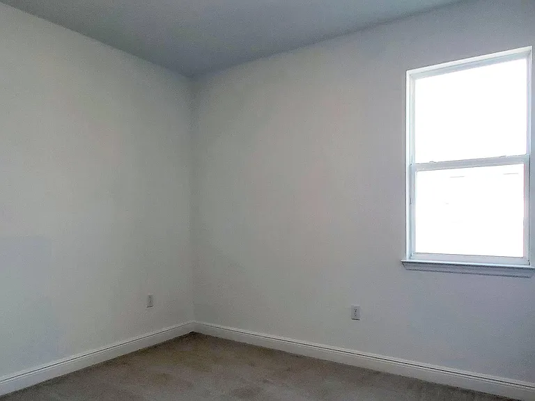 19244 Allium Pl — Photo 32