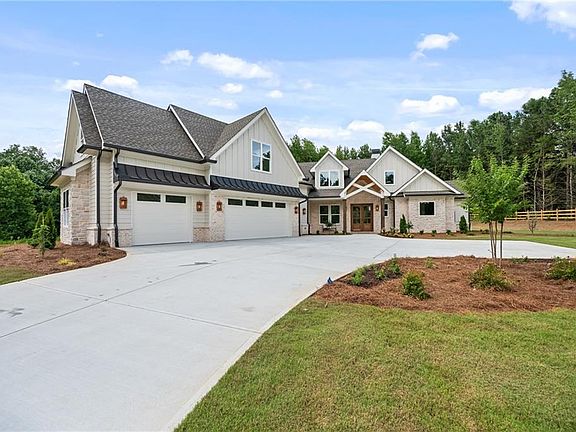 3rd image of 2889 Briscoe Rd