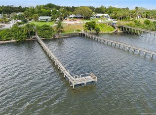 99 Ridge Cir, Fort Pierce, FL 34982