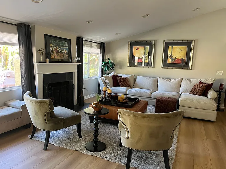 Comanche Ave. 5706 — Photo 11