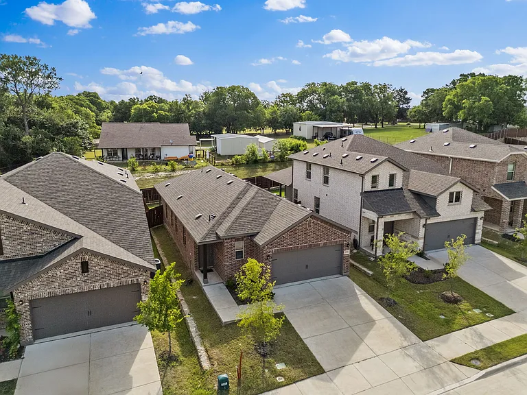 3211 Bedstraw Ln — Photo 38