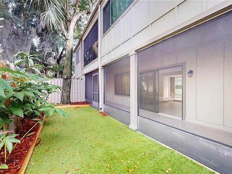 202 Pine Cone Trl — Photo 32