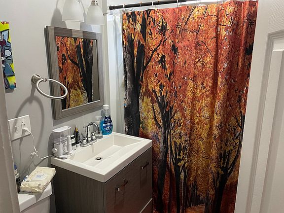 5th image of 4220 N Saint Louis Ave #1