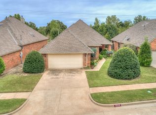 1008 Riviera Dr, Norman, OK 73072