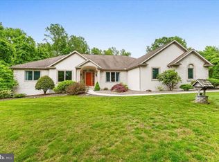 61 Shea Dr, Mohnton, PA 19540