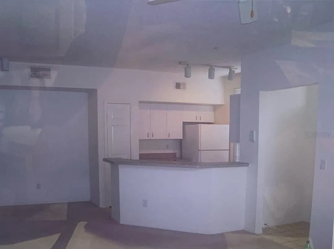 1 bed, 794 sqft, $1,400 — Photo 4