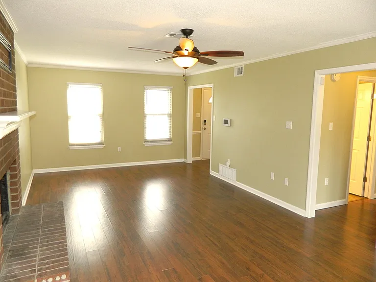 635 Clinton Way W — Photo 8