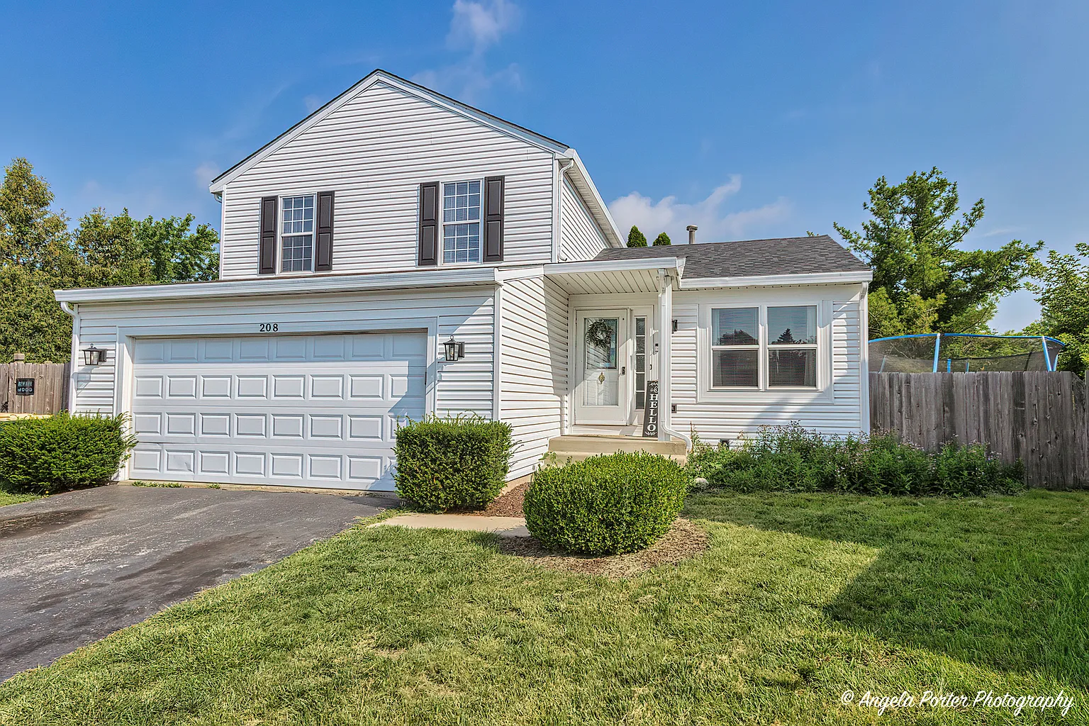 208 Mary Ct photo 1