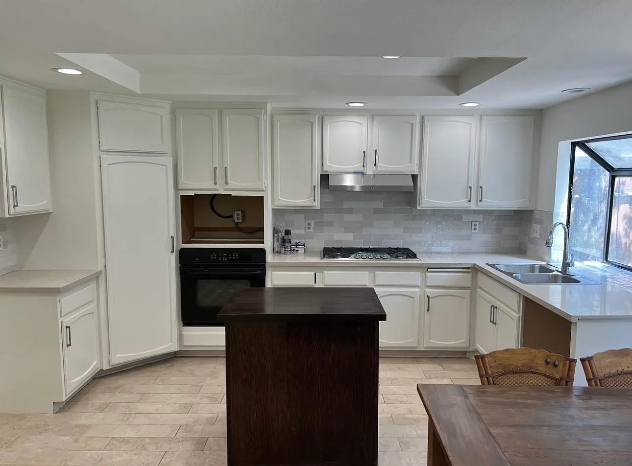 3 bed, 1120 sqft, $3,000 — Photo 2