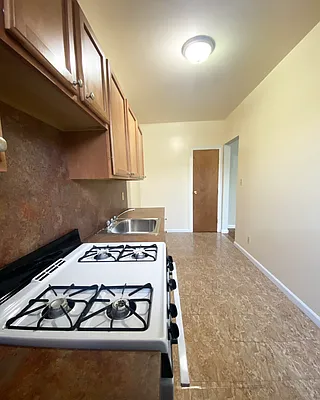 Rented by Werba Property Management LLC | media 16