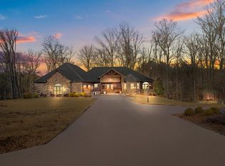 1816 McKelvy Rd, Camden, TN 38320