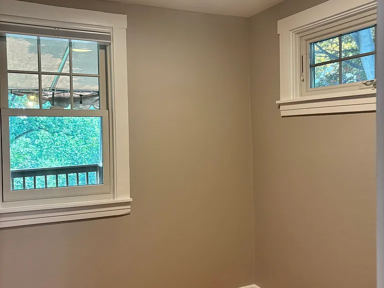 155 Ridgeway Cir — Photo 11