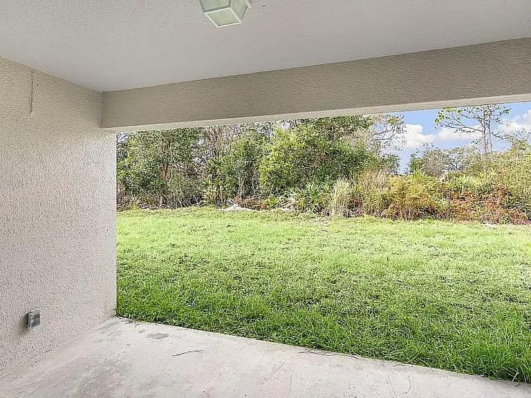 332 Del Monte Rd — Photo 18