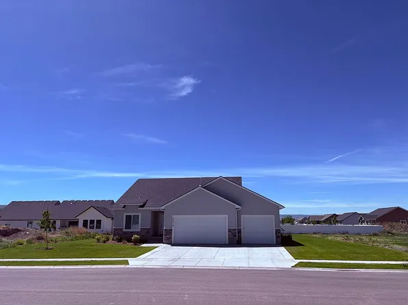 4774 Torcello Dr, Ammon, ID 83401