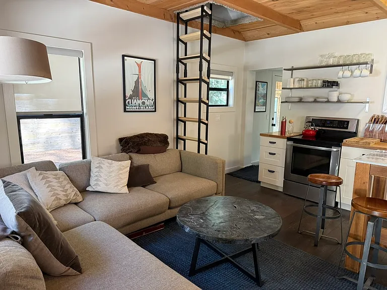 16504 Fawn St — Photo 9