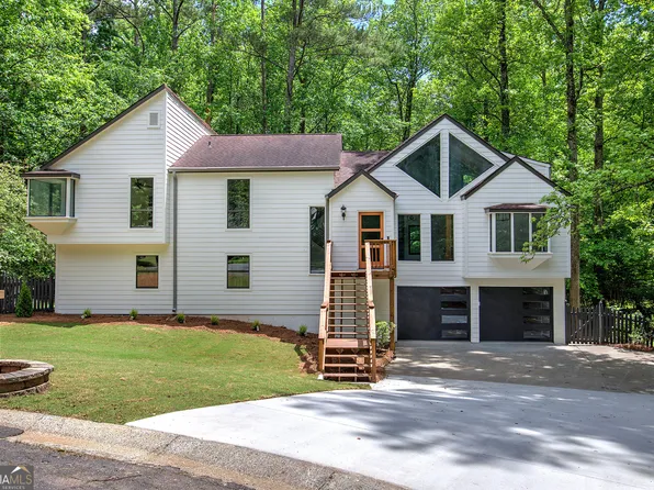 3880 Northpoint Dr, Marietta, GA 30062