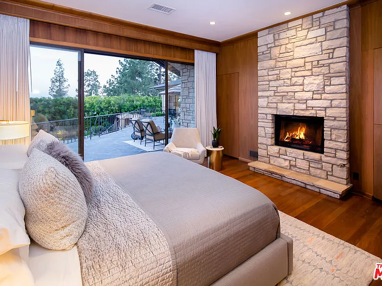 1131 Miradero Rd — Photo 25