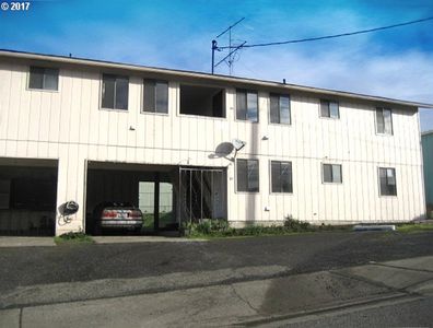 81 NW Sherry St, Winston, OR, 97496