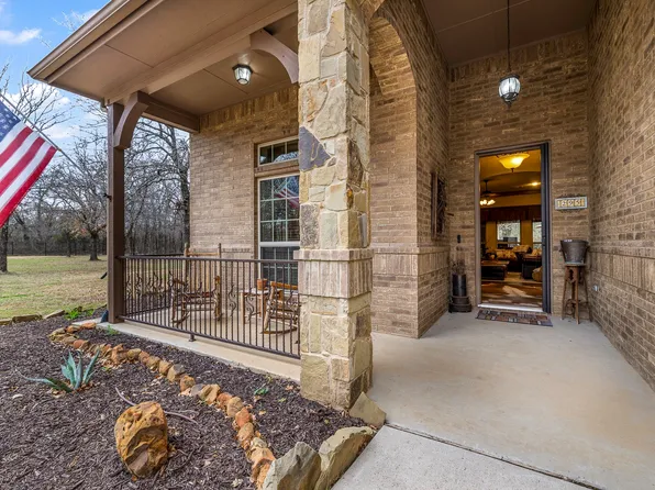 295 Lone Oak Rd, Mineral Wells, TX 76067