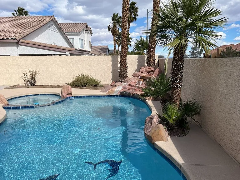 7959 Nookfield Dr — Photo 10