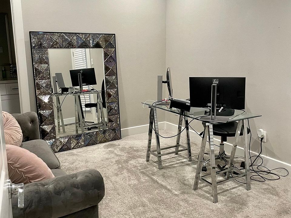 First floor can be used as a bedroom or a study