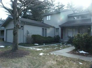 10 Morgan Pl, Avon, CT 06001