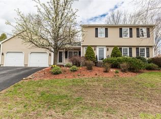 9 Carlo Ct, Cranston, RI 02921