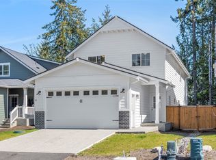 31 E Sullivan St, Allyn, WA 98524