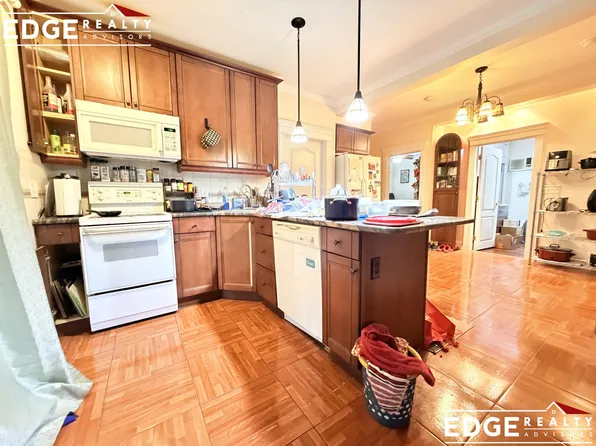 5 Delaware Pl #1, Boston, MA 02135