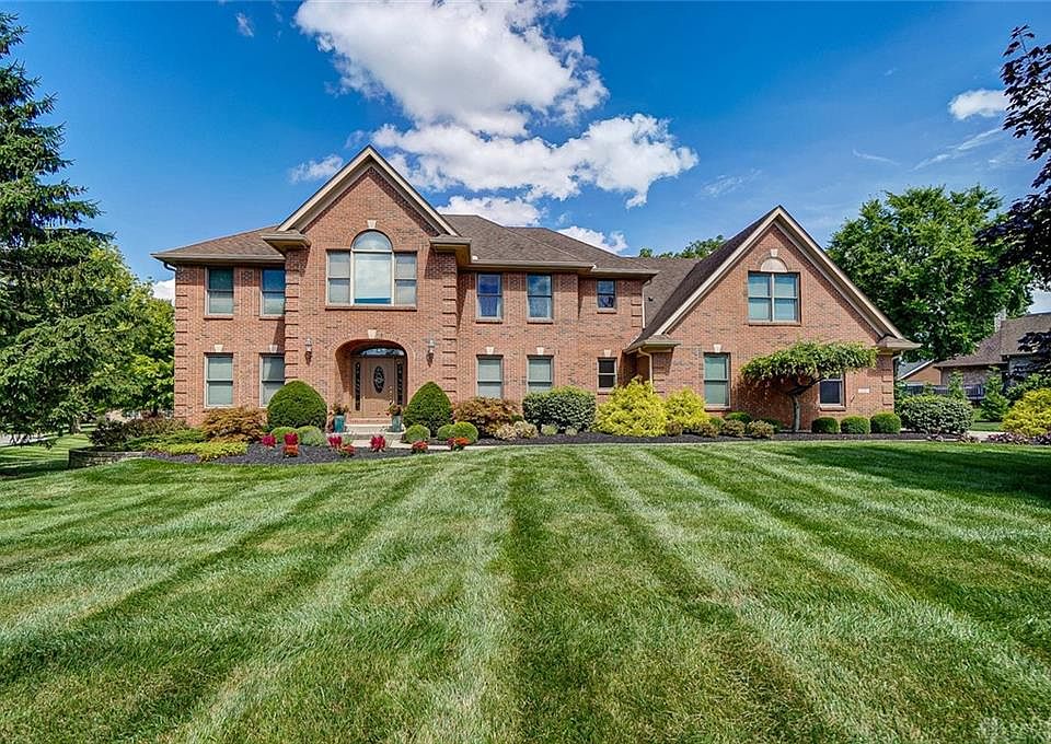 1st image of 301 Yankee Trace Dr