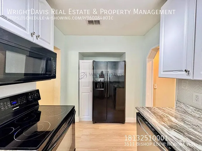 3511 Bishop Eddie Newkirk Way — Photo 26