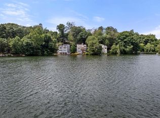 106 Lake Shore Dr UNIT 106, Wayland, MA 01778