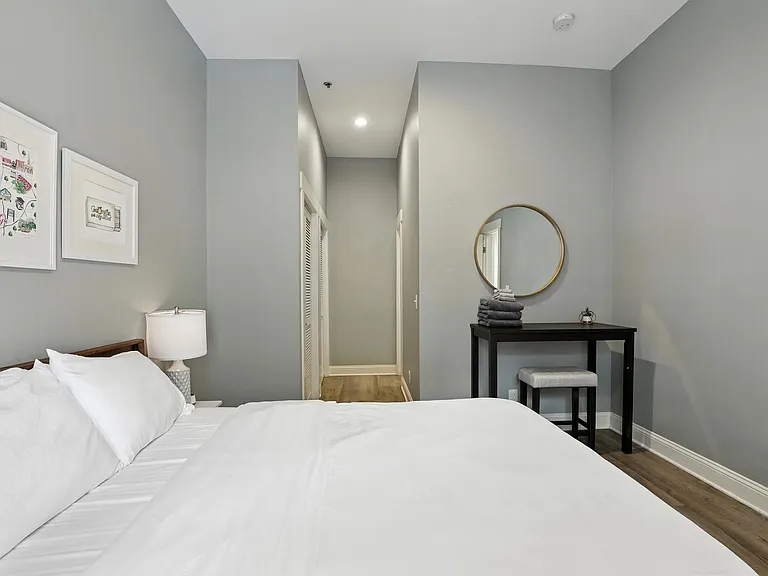 492 N Thomas St — Photo 21