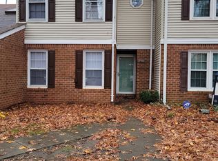 639 Hollomon Dr, Hampton, VA 23666