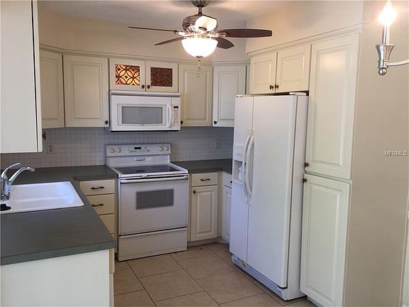 3rd image of 247 32nd Ave N